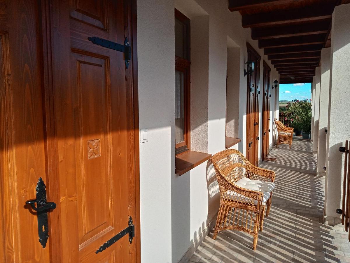 Tokaj Hill Panorama Guesthouse Szerencs Exterior photo